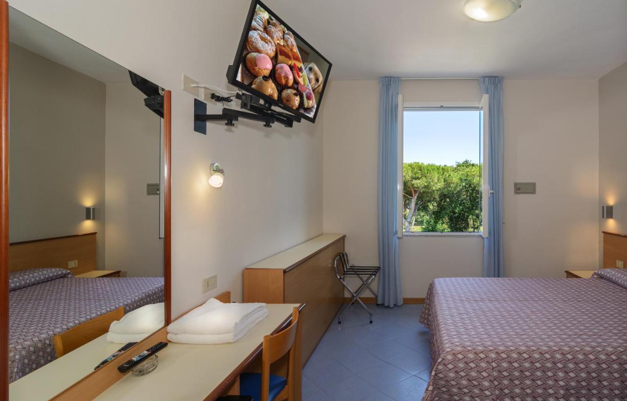 Hotel Sogno Виареджо Экстерьер фото