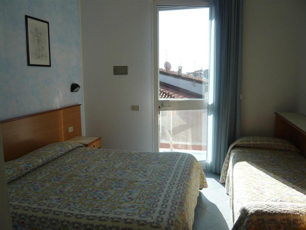 Hotel Sogno Виареджо Номер фото