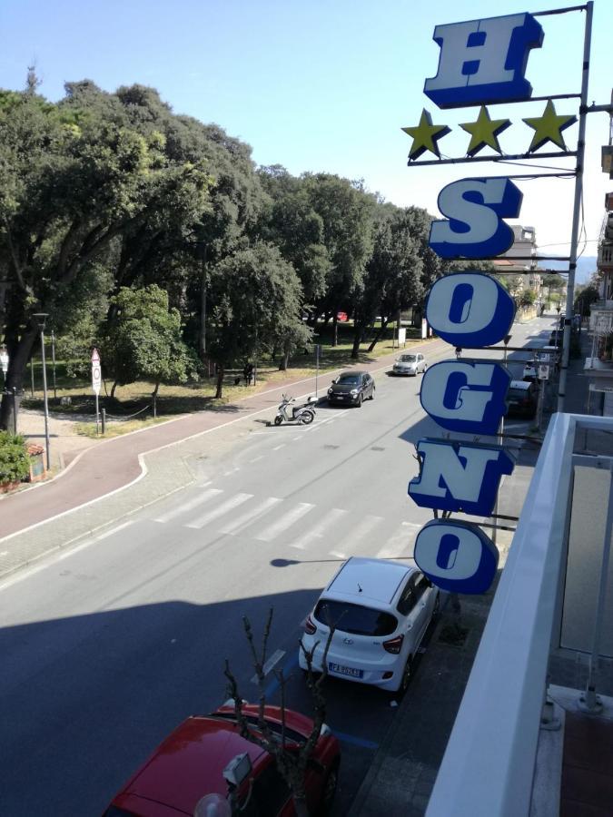 Hotel Sogno Виареджо Экстерьер фото